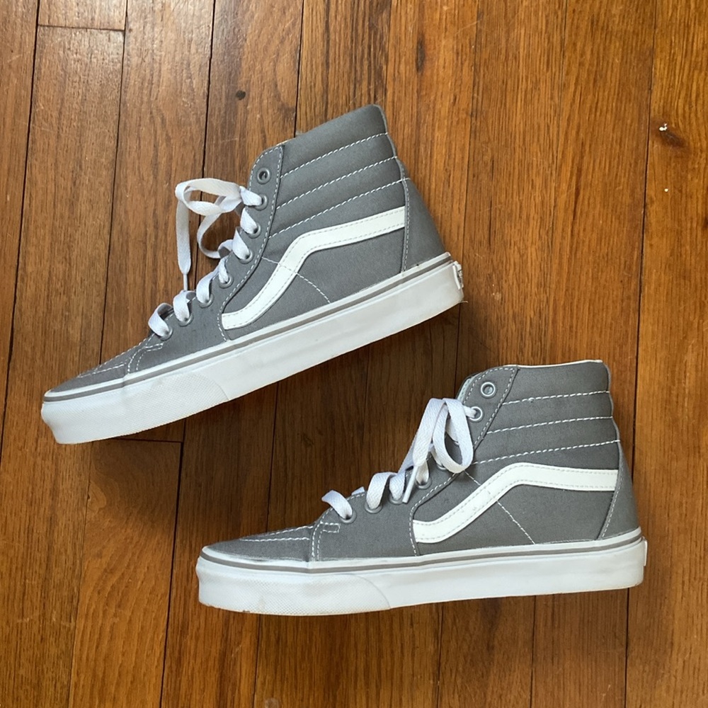 Vans high top gray skate shoe